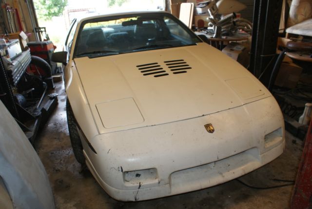 1988 Pontiac Fiero GT - photo 5