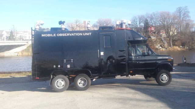 1988 Ford 4X4 E-Series Custom Command Center Observation Surveillance Van 1988 Ford E-Series Van custom mobile command center