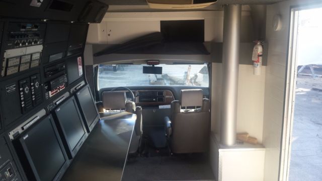 1988 Ford E-Series Van custom mobile command center - photo 10