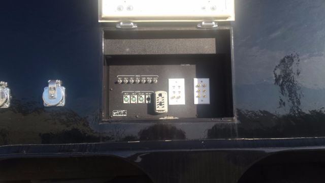 1988 Ford E-Series Van custom mobile command center - photo 3