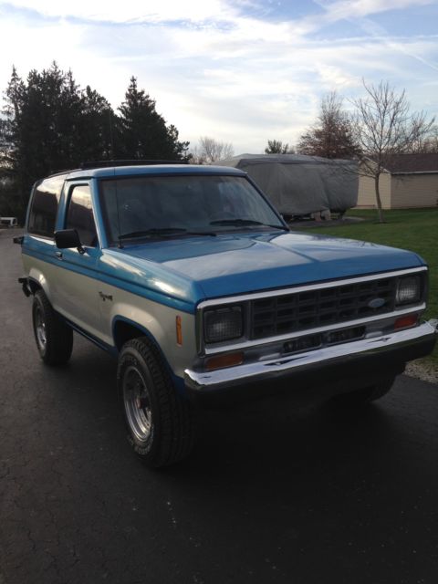 1988 Ford Bronco 11 Arizona Desert 100% Rust Free Survivor 4 Wheel Drive 1988 Ford Bronco