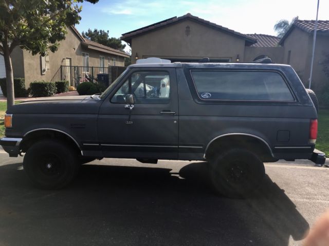 1988 Ford Bronco XLT - photo 2