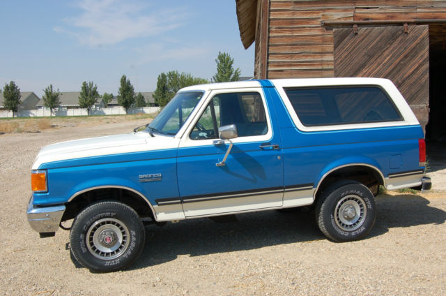 1988 Ford Bronco 4x4 One Owner Survivor 100% Rust Free 99k Miles! - photo 2