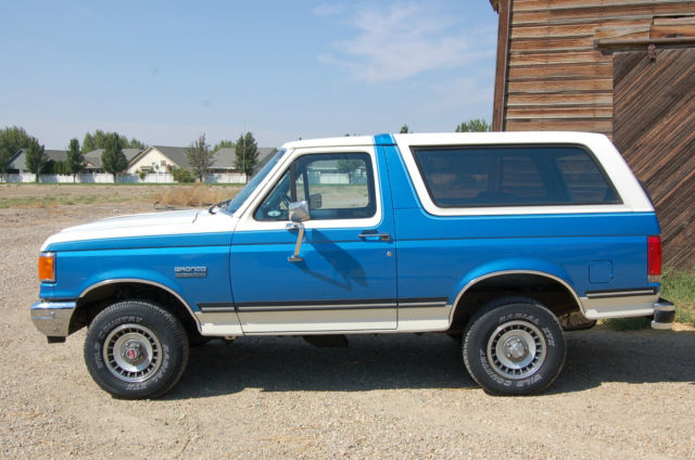 1988 Ford Bronco 4x4 One Owner Survivor 100% Rust Free 99k Miles! - photo 3