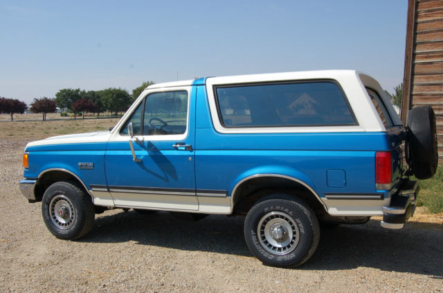 1988 Ford Bronco 4x4 One Owner Survivor 100% Rust Free 99k Miles! - photo 4