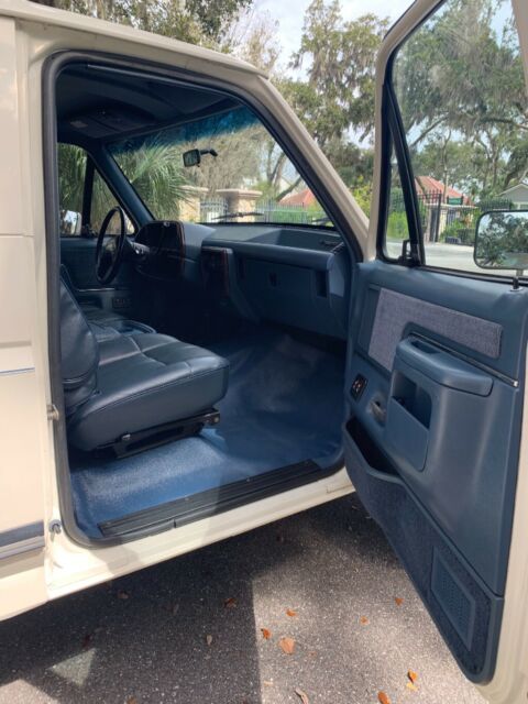 1988 Ford Bronco XLT - photo 12