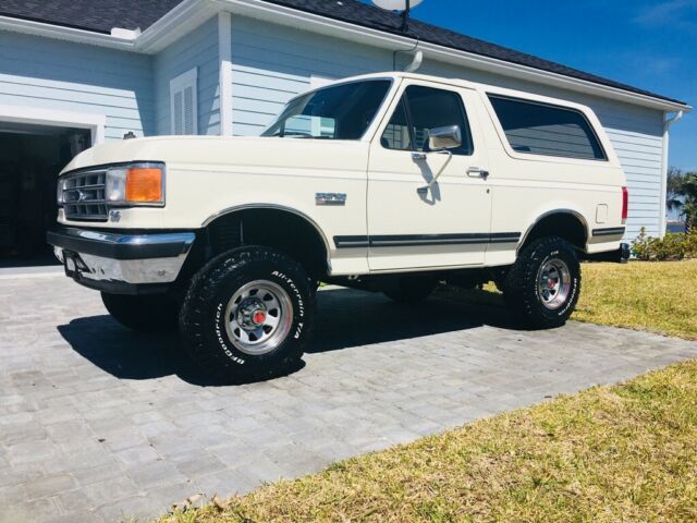 1988 Ford Bronco XLT - photo 3