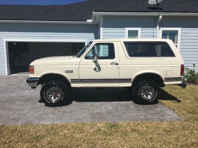 1988 Ford Bronco XLT - photo 4