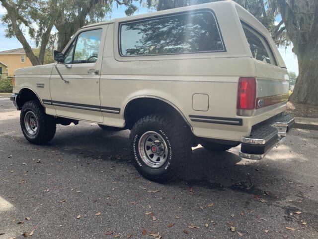 1988 Ford Bronco XLT - photo 8
