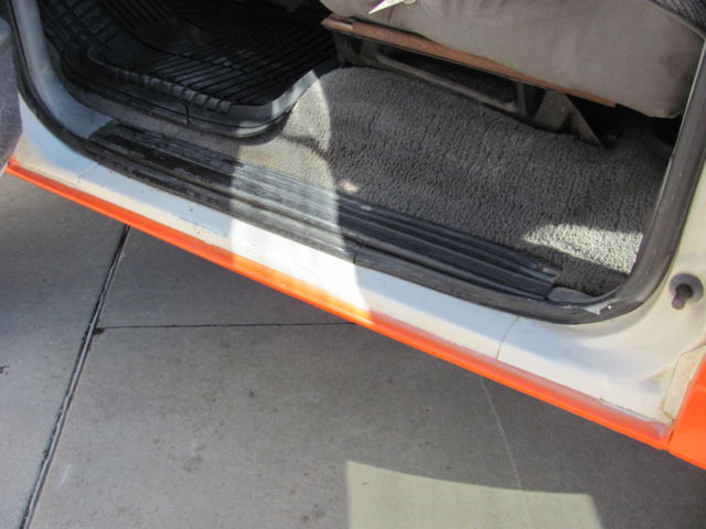 1988 Ford Bronco Custom Sport Utility 2-Door - photo 6