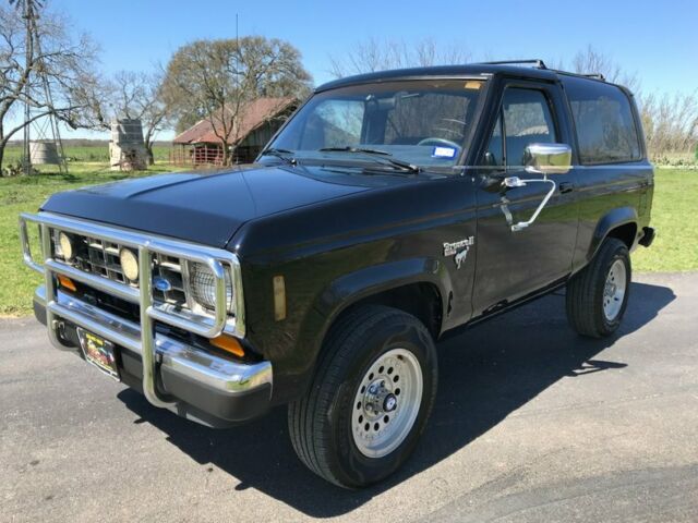 1988 Ford Bronco II XLT 4 x4 55378 Miles Dark Blue SUV 2.9 L V6 1988 Ford Bronco XLT 4 x4