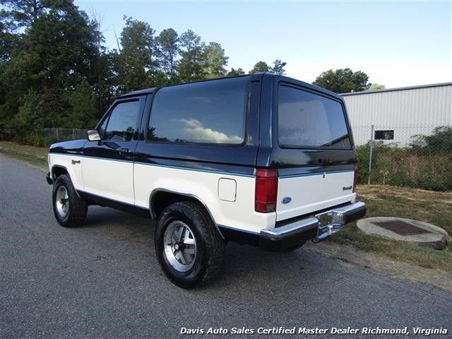 1988 Ford Bronco XLT 4X4 - photo 5