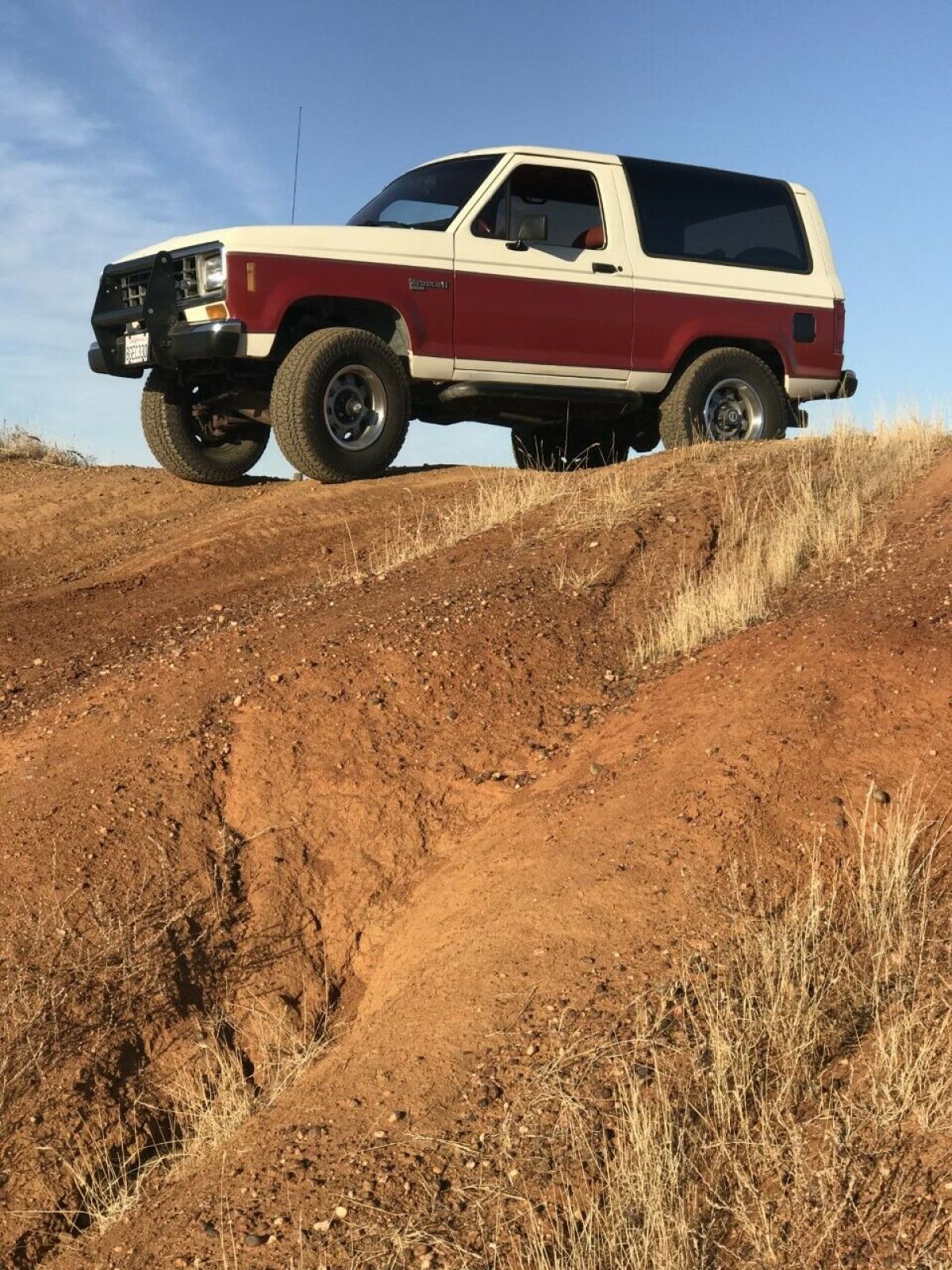 1988 Ford Bronco ll for repair 2.9 auto 4x4 1988 Ford Bronco II xl