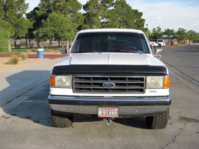 1988 Ford Bronco XLT - photo 2