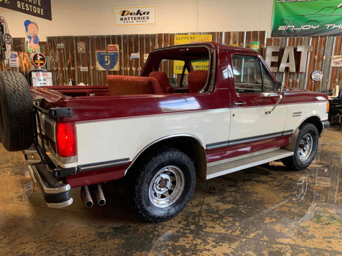 1988 Ford Bronco XLT 2dr 4WD SUV - photo 11