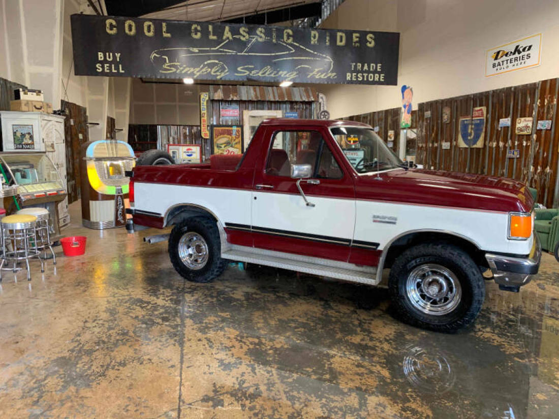 1988 Ford Bronco XLT 2dr 4WD SUV - photo 8