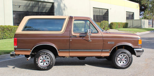 1988 Ford Bronco XLT, One Owner, 100% Rust Free - photo 5