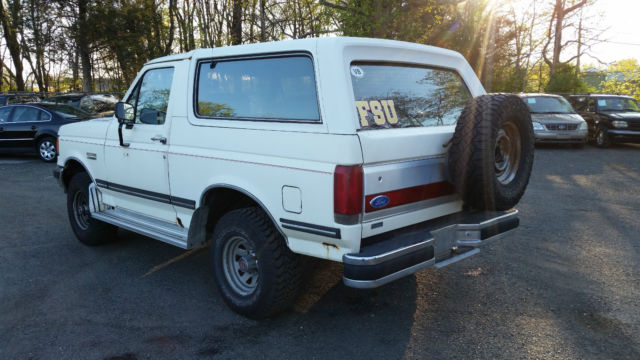 1988 Ford Bronco XLT - photo 6