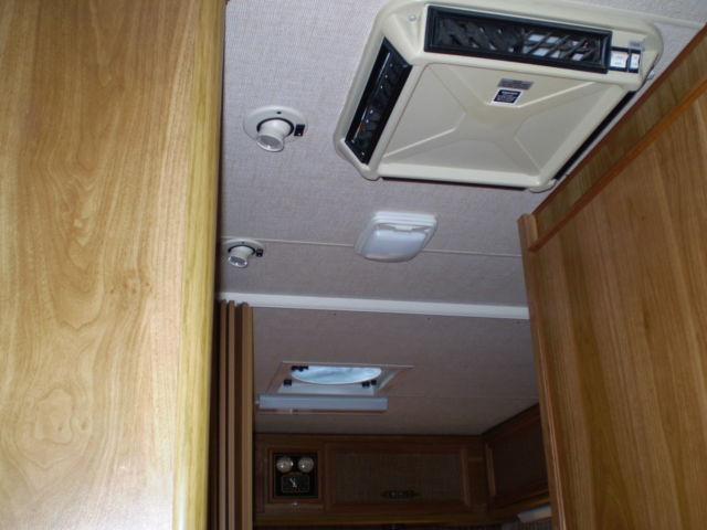 1988 Ford E-Series Van Custom Extended Passenger Van 2-Door - photo 10
