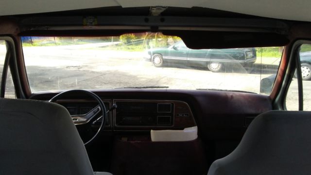 1988 Ford E-Series Van E250 - photo 11