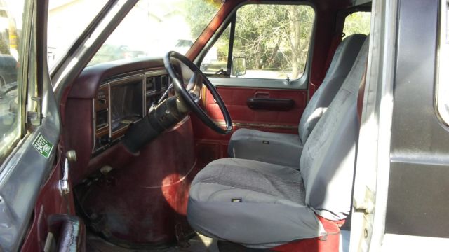 1988 Ford E-Series Van E250 - photo 5