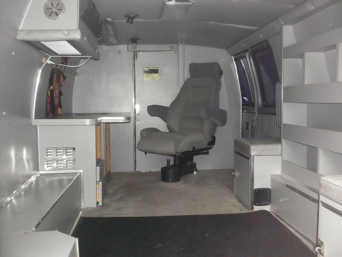 1988 Ford E-Series Van Police Surveillance - photo 8