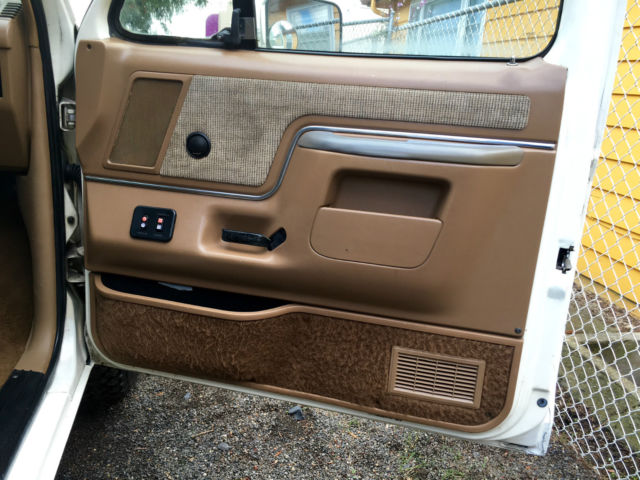 1988 Ford F-150 F-250 F-350 4X4 - photo 11