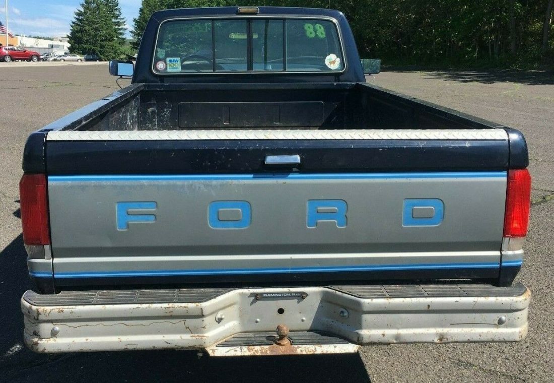 1988 Ford F-250 XL - photo 13