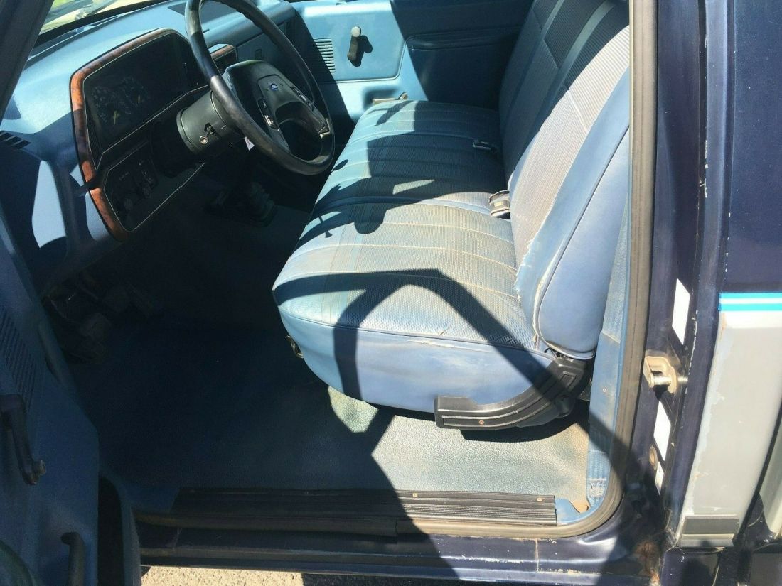 1988 Ford F-250 XL - photo 6
