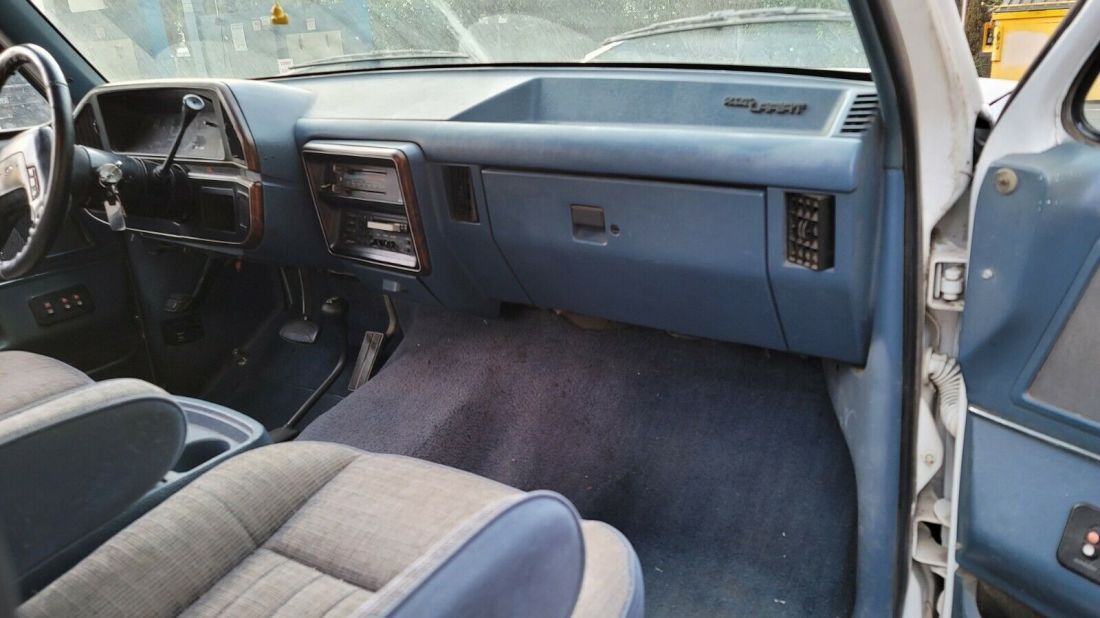 1988 Ford F-250 - photo 10