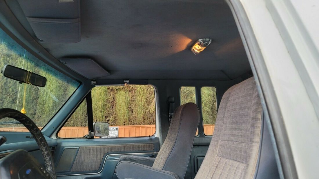 1988 Ford F-250 - photo 11