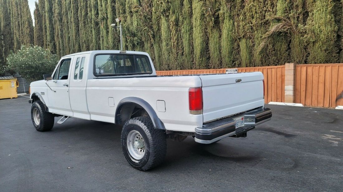 1988 Ford F-250 - photo 2