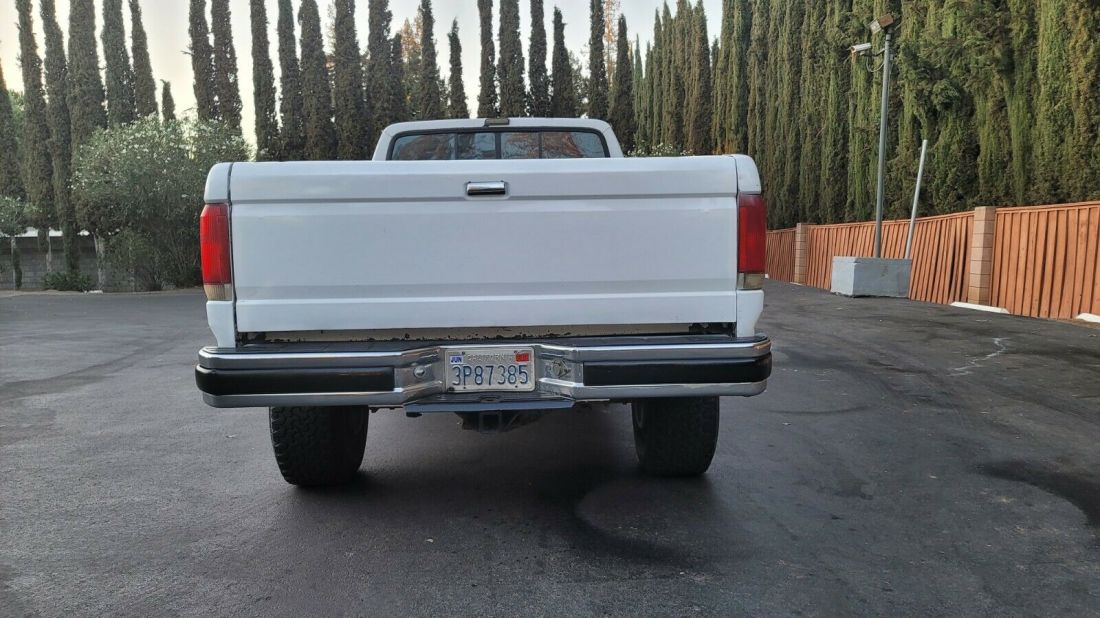 1988 Ford F-250 - photo 8