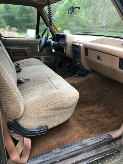 1988 Ford F-250 Lariat - photo 8