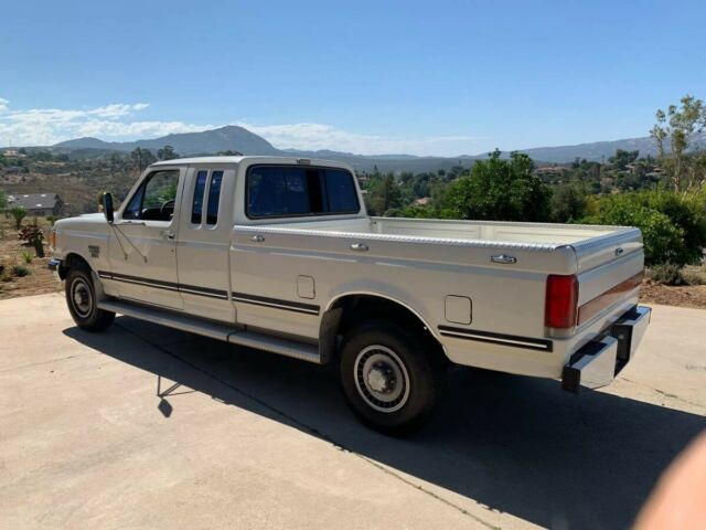 1988 Ford F-250 EXTRA CAB XLT LARIAT LONG BED 2WD 7.5L V8 - photo 5