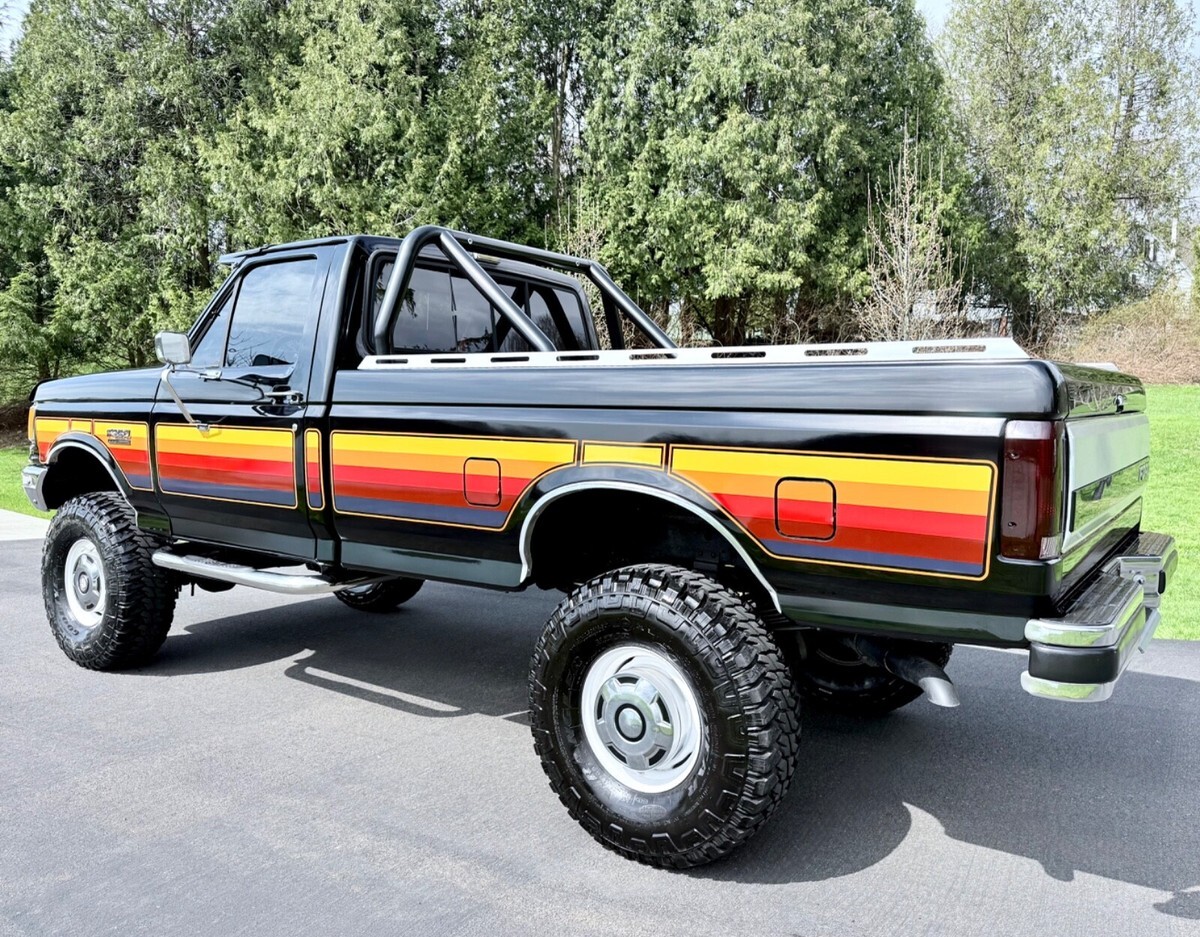 1988 Ford F-250 CUSTOM - photo 5