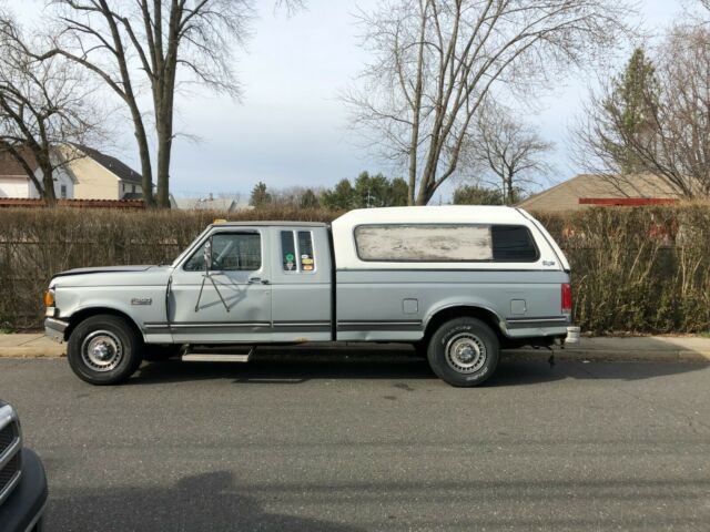 1988 Ford F-250 XLT Lariat 7.3 IDI Diesel 5 Speed Parts Truck 1988 Ford F-250 Lariat