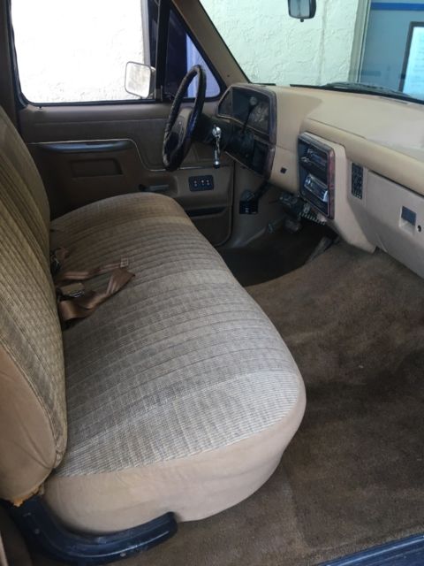 1988 Ford F-150 Lariat - photo 11