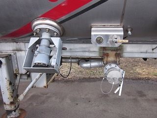 1988 Ford F-800 Tractor 5100 Tanker - photo 8