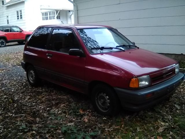 1988 Ford Festiva - photo 2