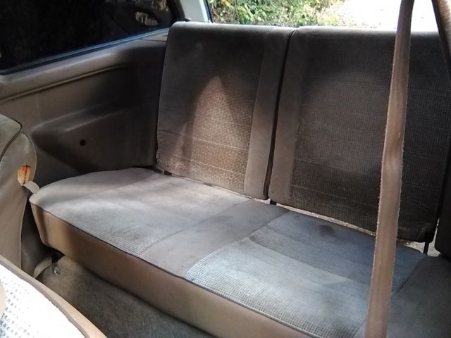 1988 Ford Festiva - photo 9