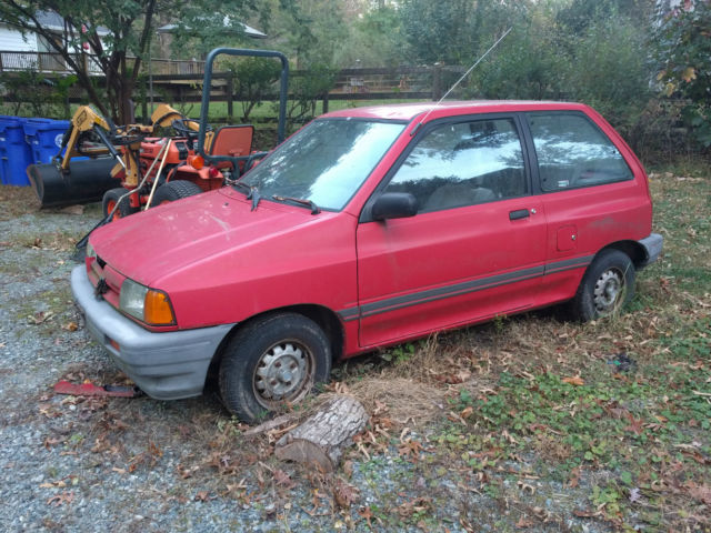 1988 Ford Festiva LX Hatchback 2-Door - photo 12