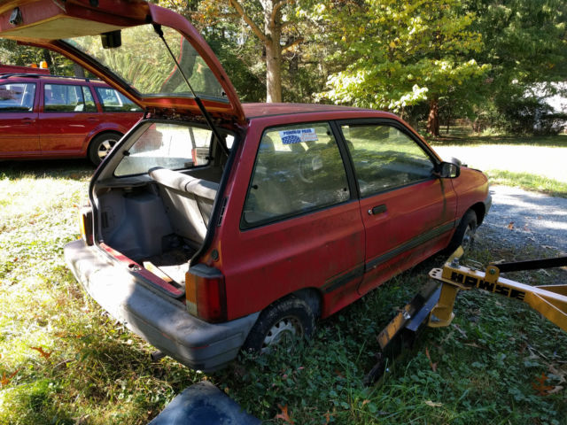1988 Ford Festiva LX Hatchback 2-Door - photo 6