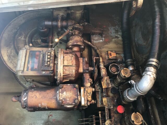 1988 Ford L8000 - photo 4