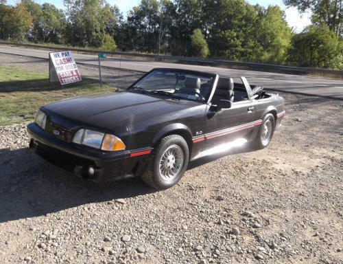 1988 Ford Mustang GT - photo 2