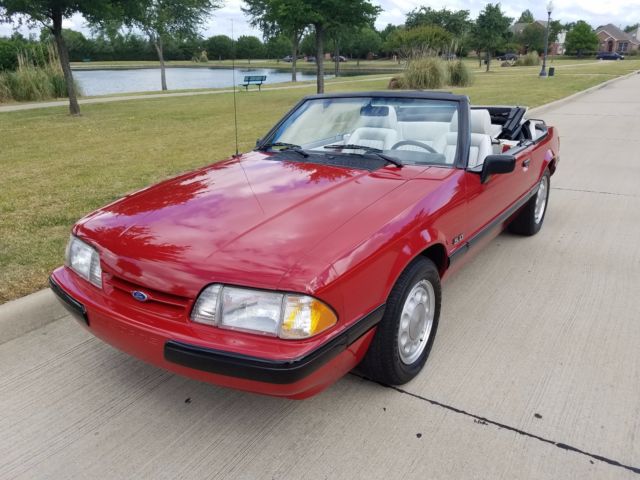 1988 Ford Mustang 5.0 Convertible 5 speed, 24k miles! - photo 2