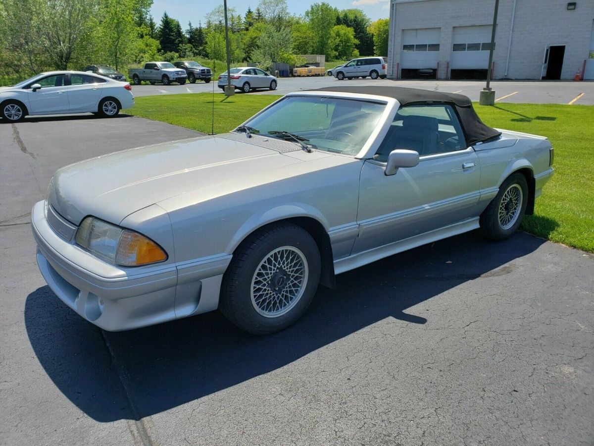 1988 Ford Mustang LX - photo 4
