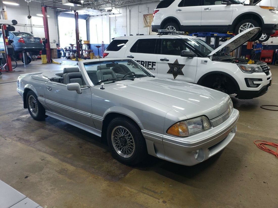 1988 Ford Mustang LX - photo 7