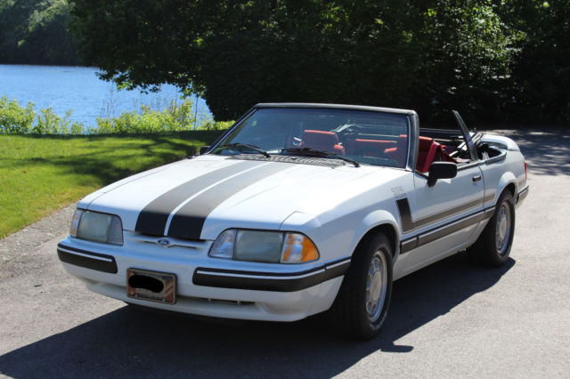 1988 Ford Mustang LX - photo 2