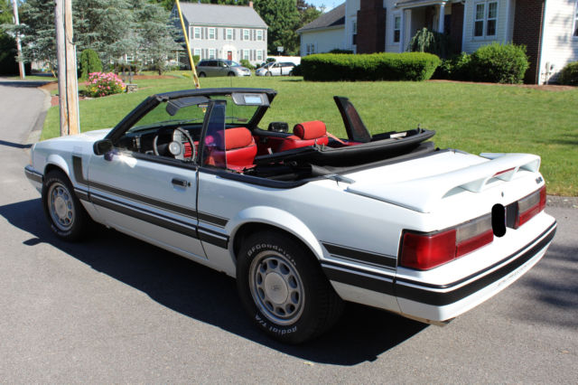 1988 Ford Mustang LX - photo 7